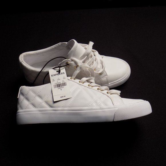 Express Woman's Size 6 Sneakers - Picture 2 of 4
